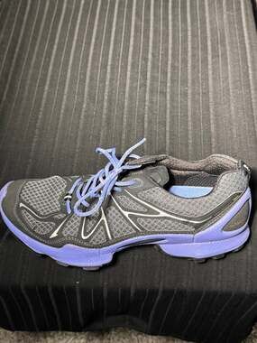 ECCO Biom Performance Trail Grey Purple Shoes EU 41 W10